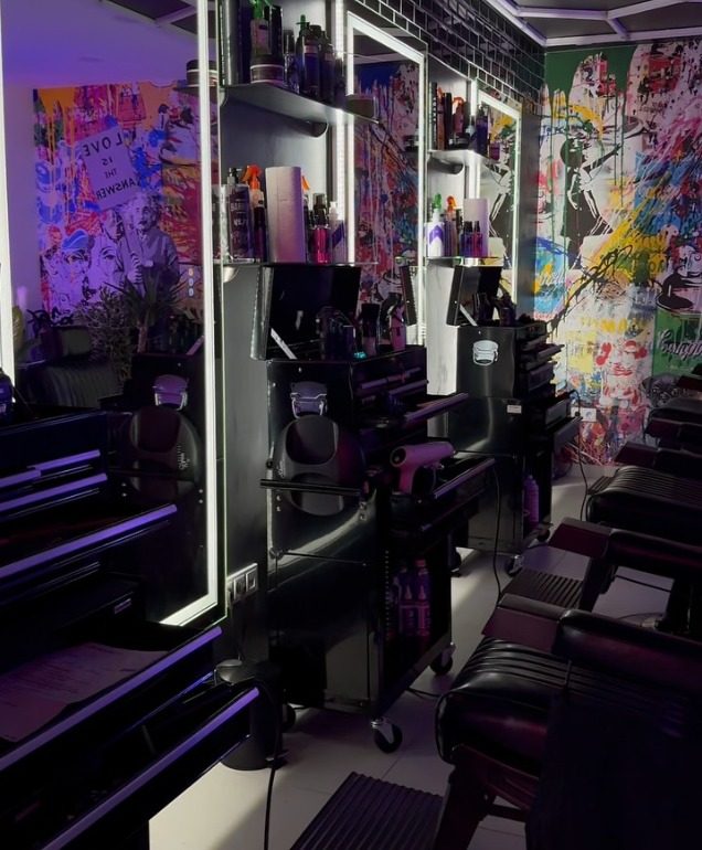 Twins Barbershop