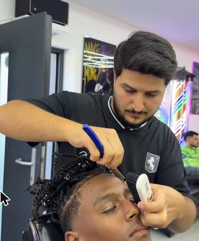 Twins Barbershop